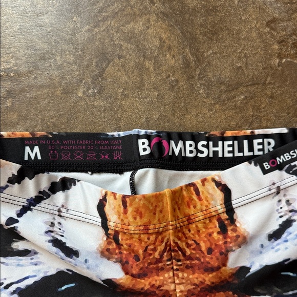 Bombsheller Tiger Leggings - Picture 2 of 4